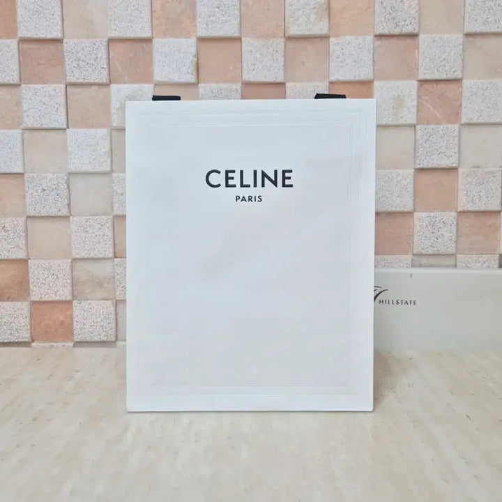 [BUNJANG] Celine Packaging Set / [백화점정품]셀린느 박스+쇼핑백+리본 풀구성품,셀린느 쇼핑백,셀린느 지갑