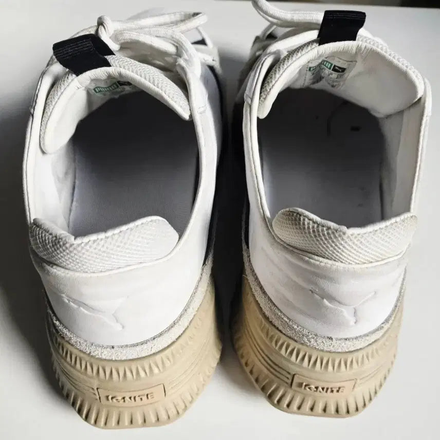 [BUNJANG] Puma Copenhagen Avid White Sneakers / 푸마 코펜하겐 아비드 화이트 270