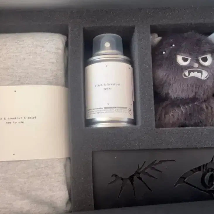 [BUNJANG] Close Your Eyes CLUE: YOU ARE: BLACK OUT Kit / 클로즈유어아이즈클유아블랙아웃키트단순개봉판매