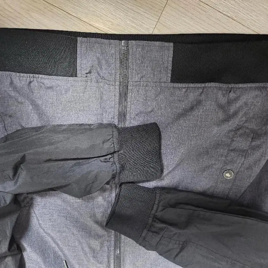 [BUNJANG] Significant Two-Tone Hoodie / Significant 후드집업