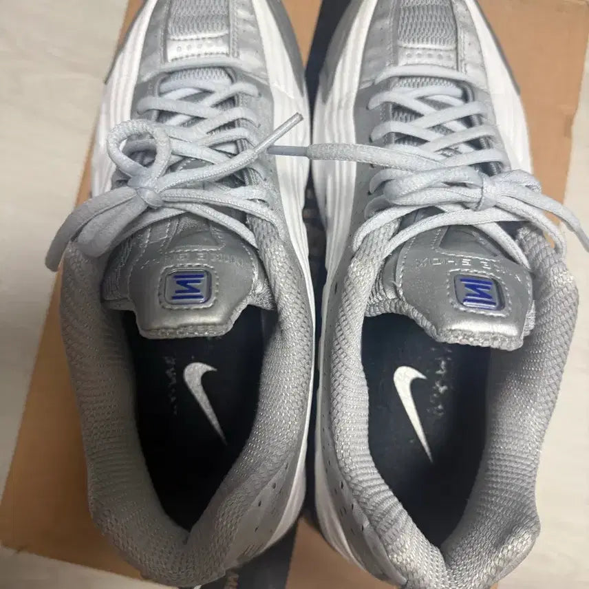 [BUNJANG] Nike Shox R4 White Racer Blue (275) / [275]나이키 샥스 R4 화이트 레이서 블루