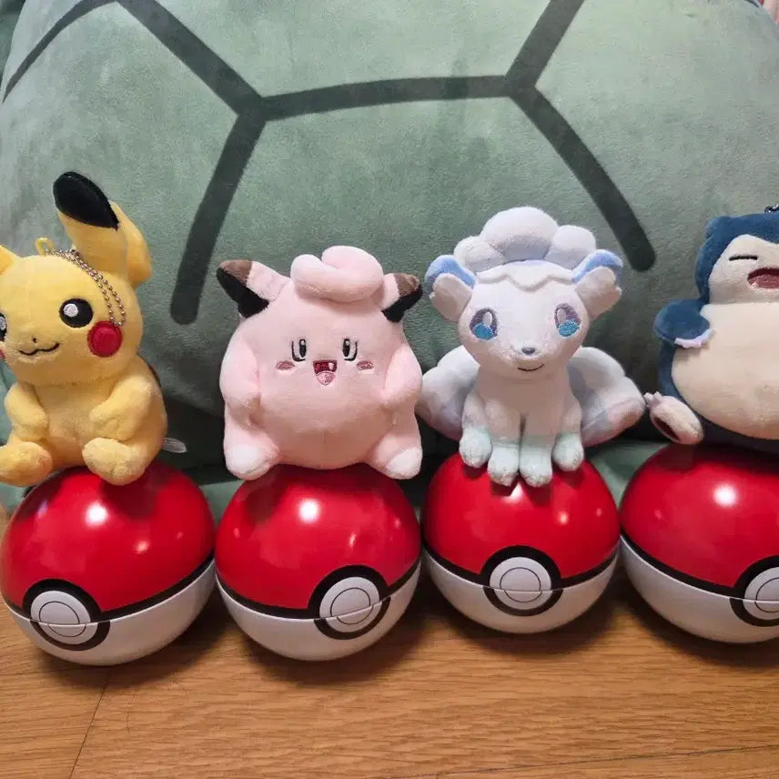 [BUNJANG] Lotteria Pokemon Monster Ball Plush Set / 롯데리아 포켓몬 몬스터볼 인형 4개 세트