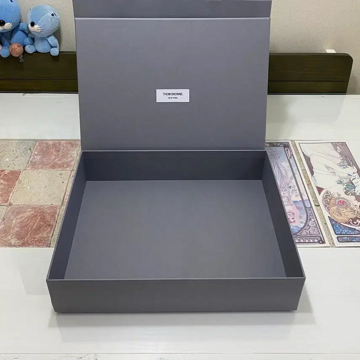 [BUNJANG] Thom Browne Box and Shopping Bag / 톰브라운 박스 + 쇼핑백