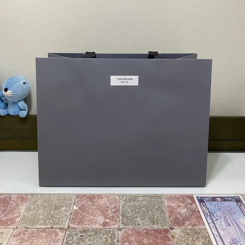 [BUNJANG] Thom Browne Box and Shopping Bag / 톰브라운 박스 + 쇼핑백