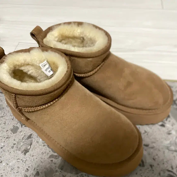 [BUNJANG] Ozwear UGG Chestnut Boots / 오즈웨어 어그 정품 220-225