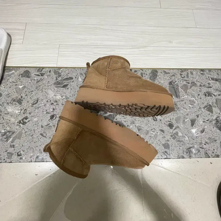 [BUNJANG] Ozwear UGG Chestnut Boots / 오즈웨어 어그 정품 220-225