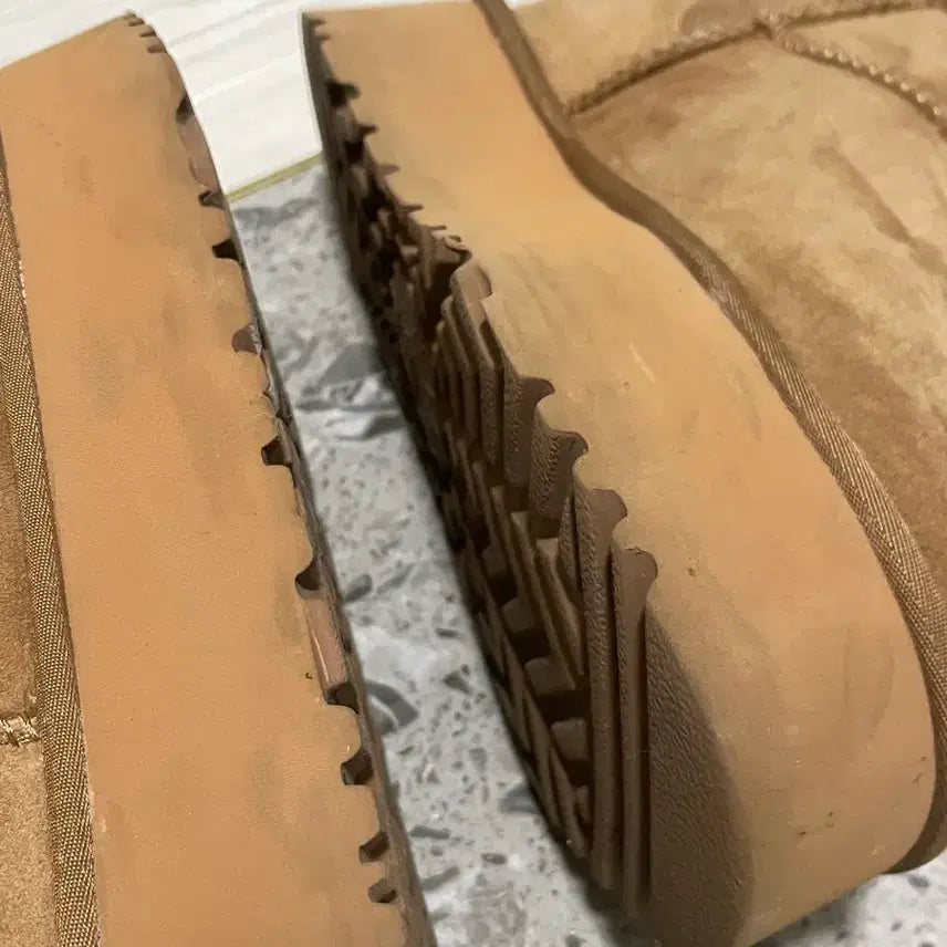 [BUNJANG] Ozwear UGG Chestnut Boots / 오즈웨어 어그 정품 220-225
