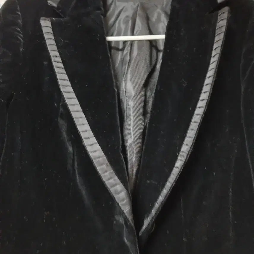 [BUNJANG] DEMIAN Velvet Black Jacket / DEMIAN 벨벳 블랙 자켓