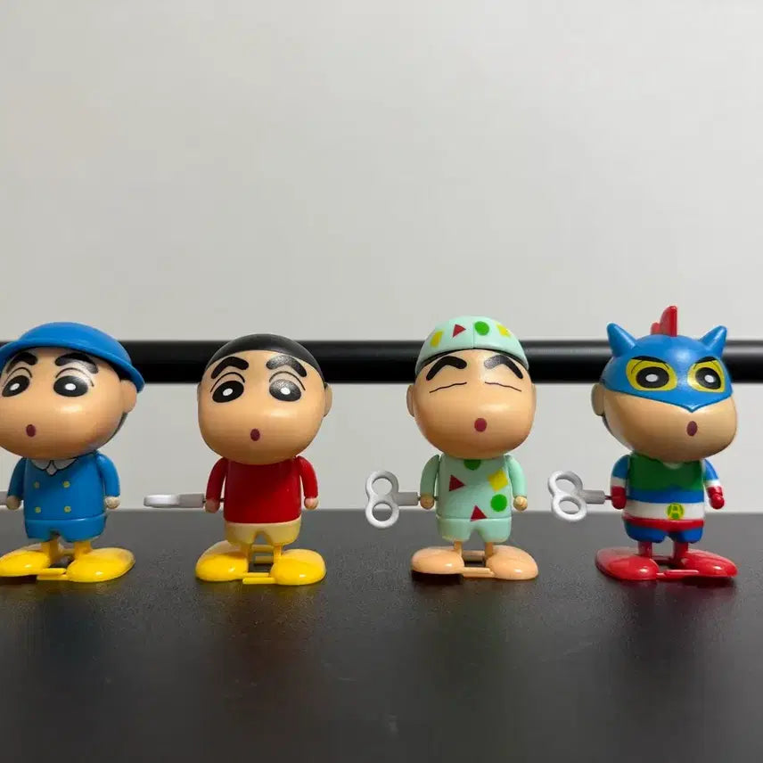 [BUNJANG] Crayon Shin-chan Wind-up Figure / 짱구 태엽 피규어 4종 일괄판매