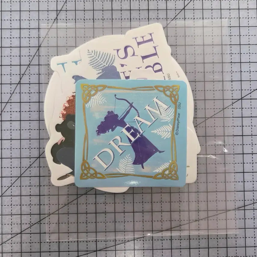 [BUNJANG] Pixar Merida Sticker / 픽사 쿠지 제일복권 메리다 스티커