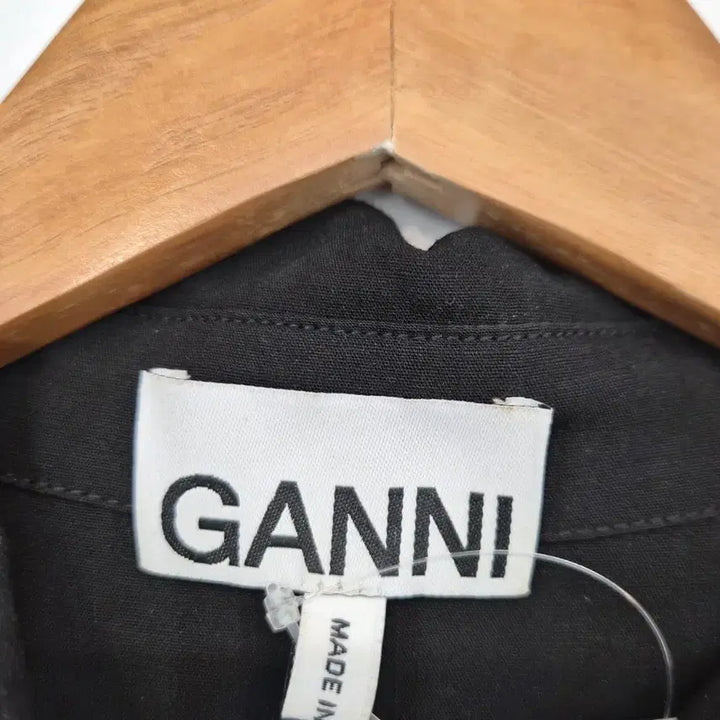 [SOLD OUT] GANNI 블랙 플리츠 원피스