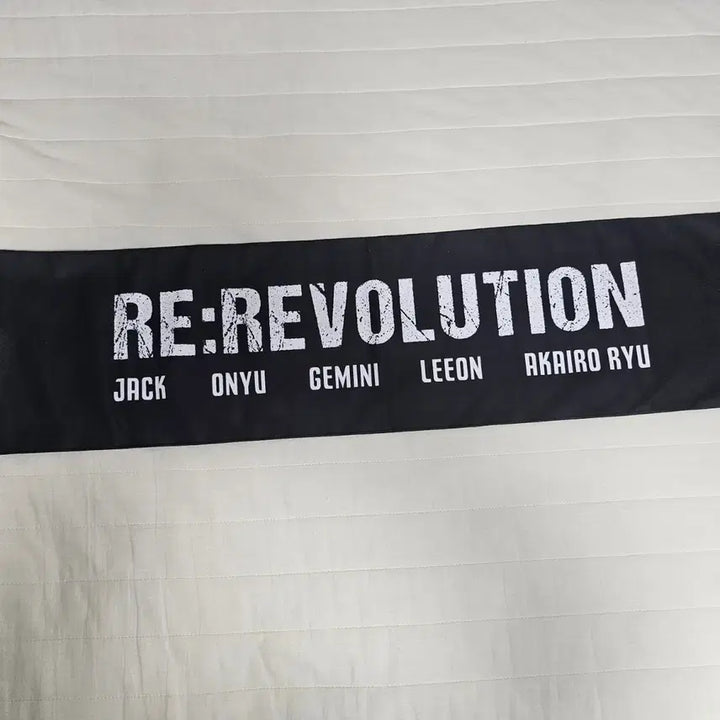 [BUNJANG] Lee Re Revolution Slogan / 리레볼루션 슬로건