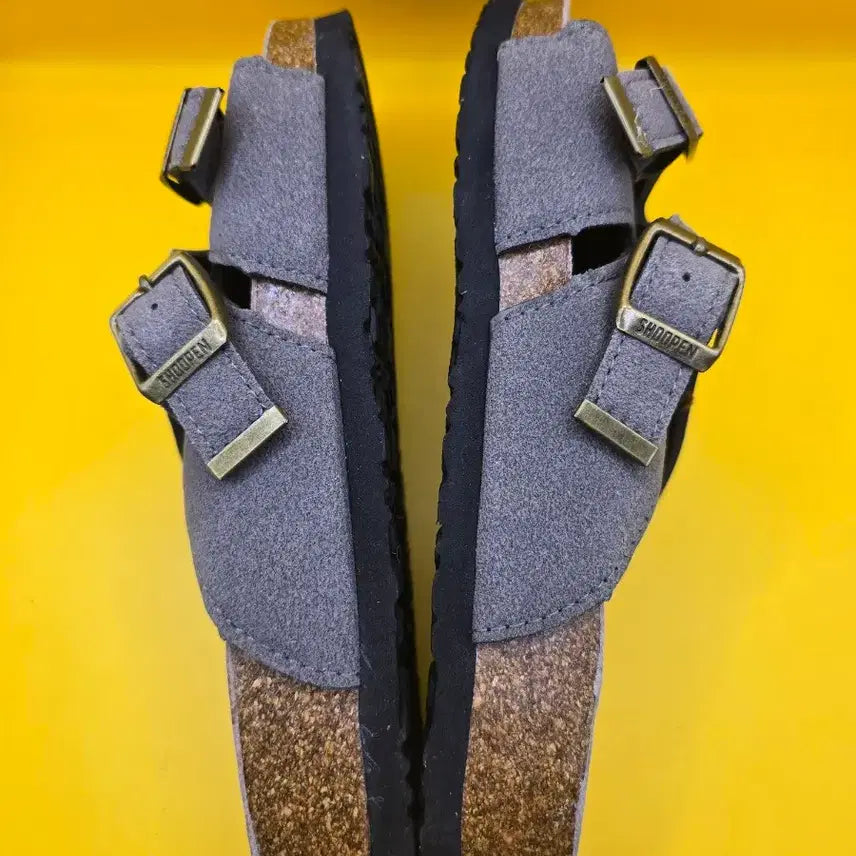 [BUNJANG] Shoopen Buckle Slippers (Unisex) / 슈펜 버클 슬리퍼 240(남녀공용)