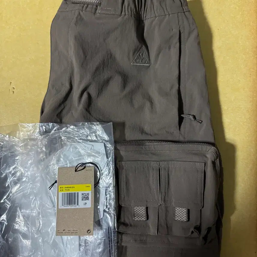 [BUNJANG] Nike ACG Cargo Shorts Ironstone S Asia Fit / 나이키 acg 카고 쇼츠 반바지 아이언스톤 S  아시아핏