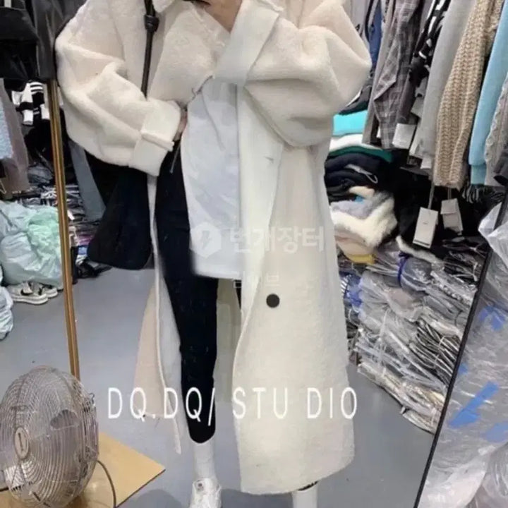[BUNJANG] Ivory Teddy Long Coat / 아이보리 뽀글이 롱 코트 새상품) 프리사이즈