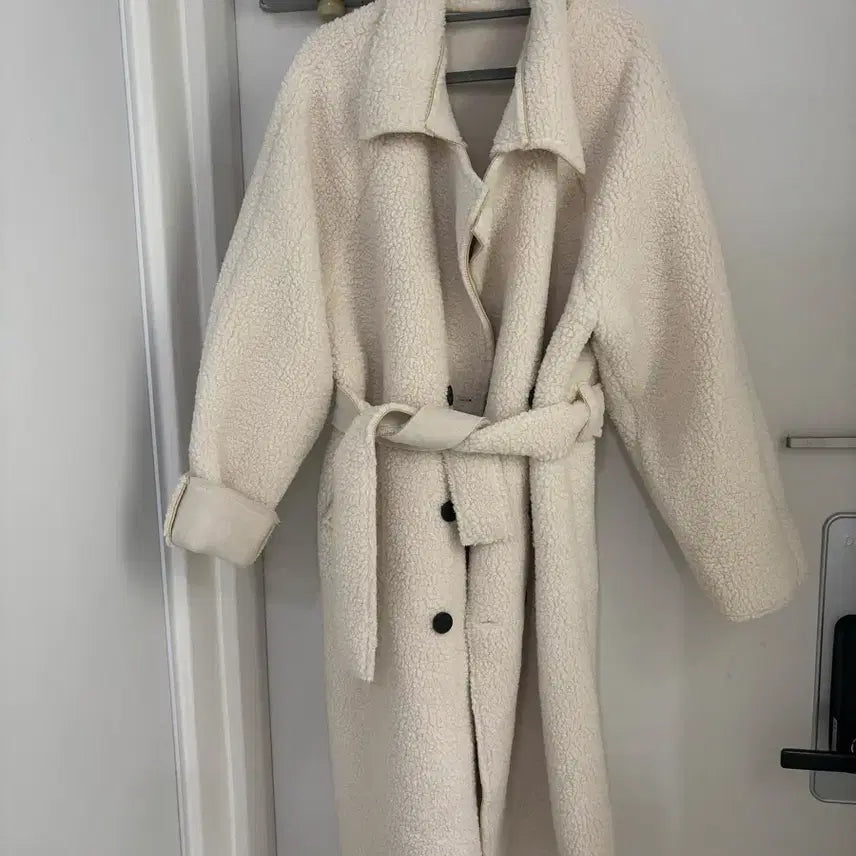 [BUNJANG] Ivory Teddy Long Coat / 아이보리 뽀글이 롱 코트 새상품) 프리사이즈