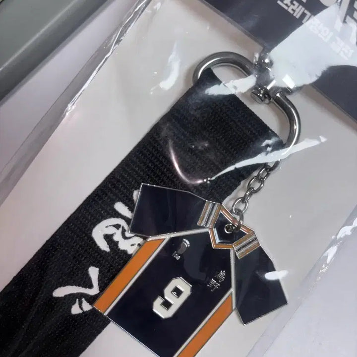 [BUNJANG] Haikyu!! Kageyama Tobio Uniform Keyring / 하이큐!! 쓰레기장의 결전 9번 카게야마 유니폼 키링