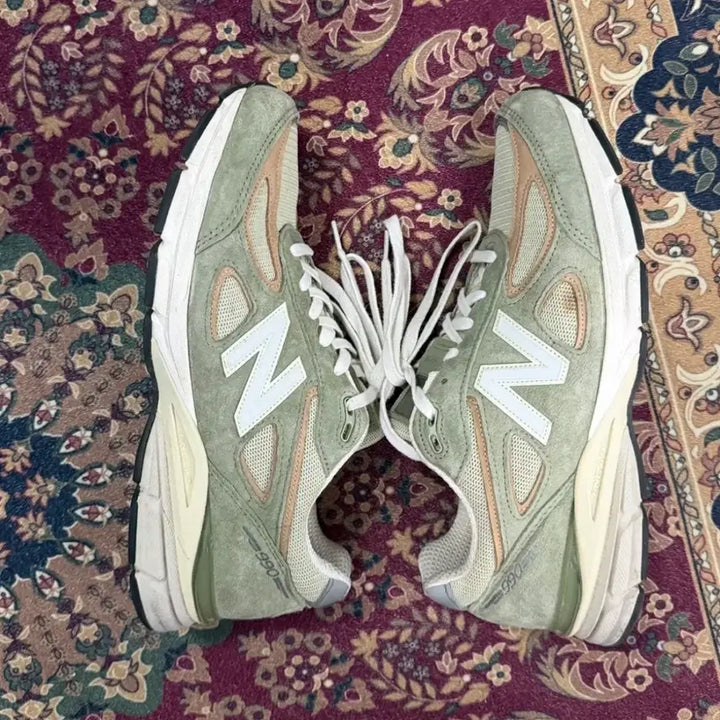 [BUNJANG] New Balance 990v4 Olive Sneakers / 뉴발란스990v4 올리브 280