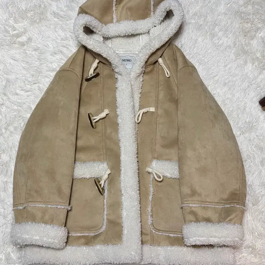 [BUNJANG] MIXXO Hooded Mouton Jacket Light Beige / 미쏘 후드 무스탕 라이트베이지