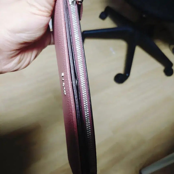 [BUNJANG] Bally Caviar Leather Zip Wallet / 발리 2단 장지갑 지퍼디테일 현금지갑