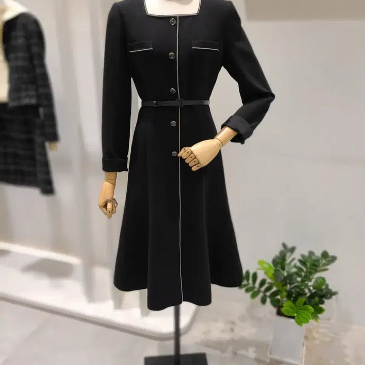 [BUNJANG] It MICHAA Black Line Dress / [44] 새상품 잇미샤원피스 블랙원피스 케네스레이디 line원피스
