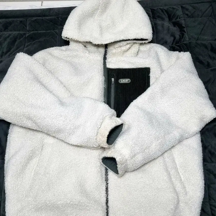 [BUNJANG] Who.A.U Reversible Fleece XL Jacket / 후아유 리버시블 플리스 XL