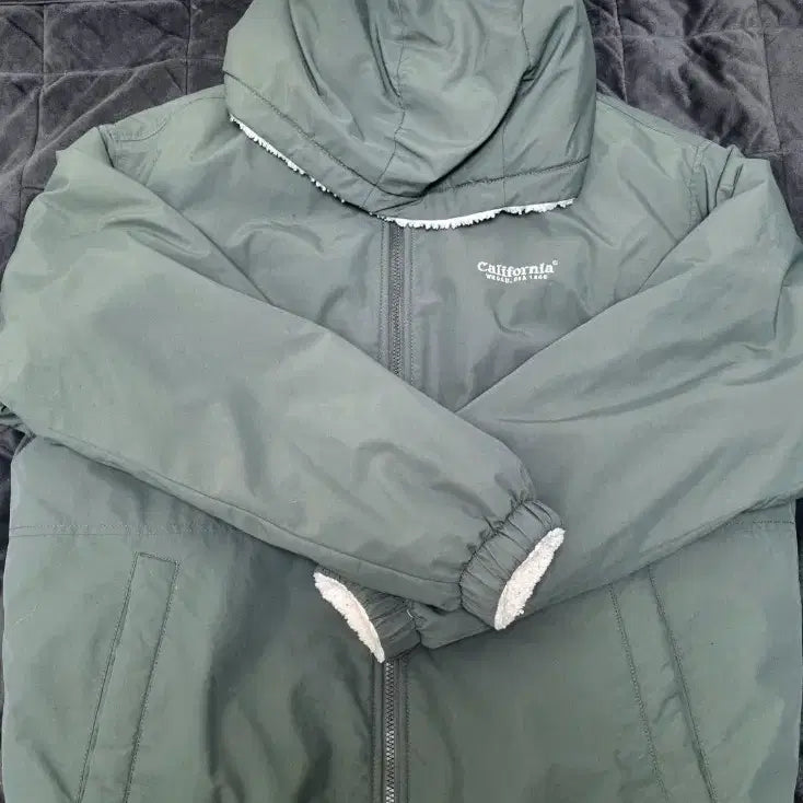 [BUNJANG] Who.A.U Reversible Fleece XL Jacket / 후아유 리버시블 플리스 XL
