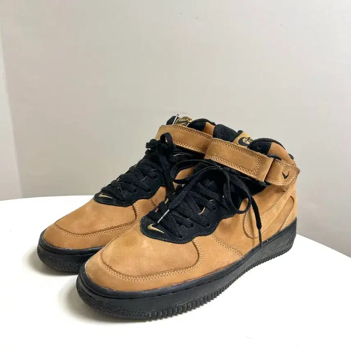 [BUNJANG] Nike Air Force 1 Mid Black/Gum Sneakers / [280] 나이키 에어 포스 원 미드 된검창