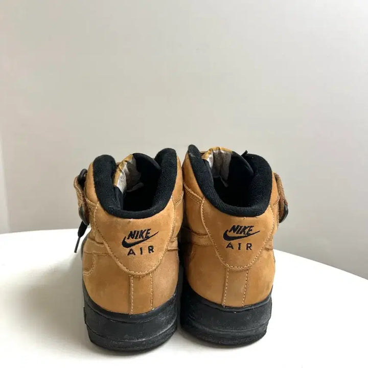 [BUNJANG] Nike Air Force 1 Mid Black/Gum Sneakers / [280] 나이키 에어 포스 원 미드 된검창