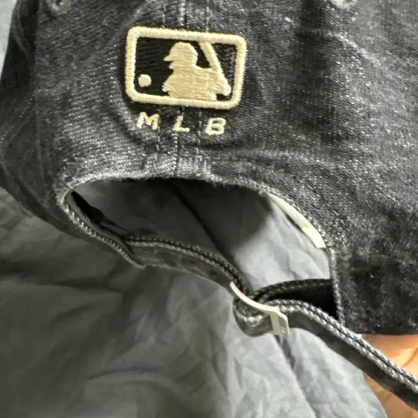 [SOLD OUT] MLB NY  Yankees 볼캡 차콜 데님