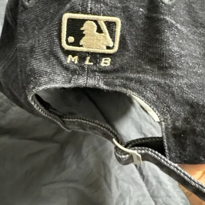 [SOLD OUT] MLB NY  Yankees 볼캡 차콜 데님