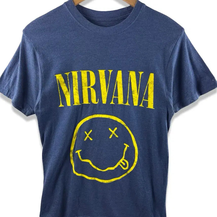 [BUNJANG] Nirvana Smile Graphic Navy Band T-shirt / 너바나 스마일 그래픽 네이비 밴드티셔츠2113