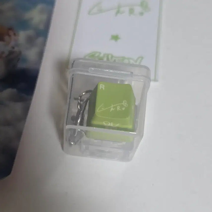 [SOLD OUT] QWER 월드투어 싱가포르 MD 키캡 시연 수량 1개