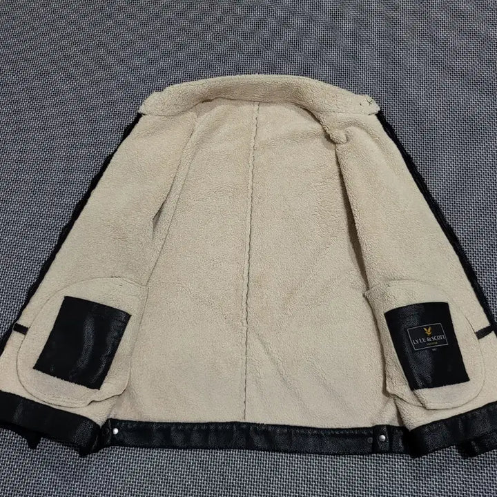 [BUNJANG] Lyle &amp; Scott Faux Fur Lined Blouson Rider Jacket Black (105) / 라일앤스콧 퍼 안감 블루종 라이더 자켓 블랙 (105)