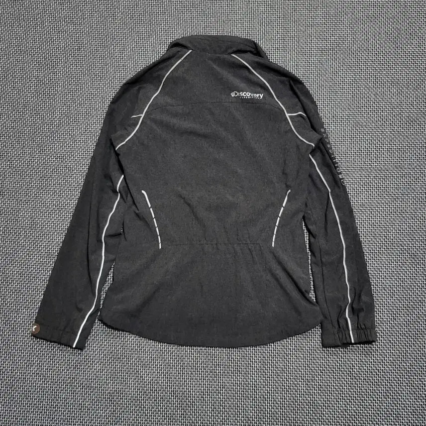 [BUNJANG] Discovery Gray Windbreaker Jacket (90) / (여성) 디스커버리 기능성 바람막이 자켓 그레이 (90)