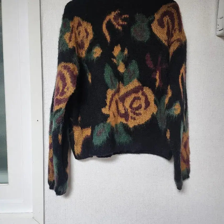 [BUNJANG] THE OPEN Flower Pattern Knit Sweater / THE OPEN 플라워 패턴 니트 블랙