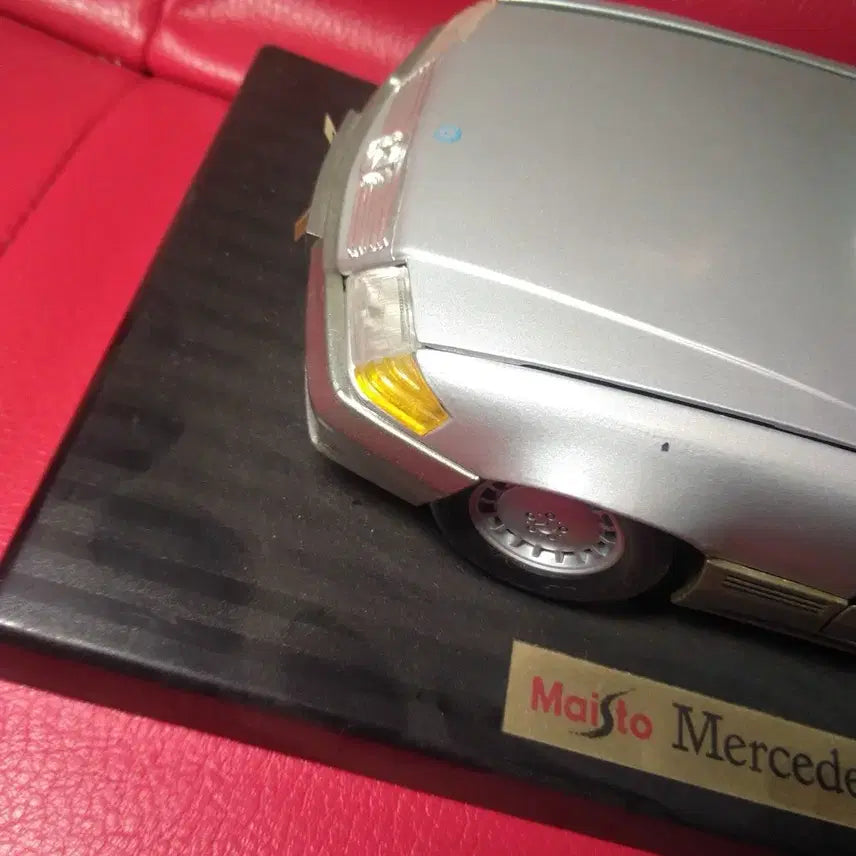 [SOLD OUT] 1/18 빈티지 마이스토 벤츠 500SL (1989) 다이캐스트