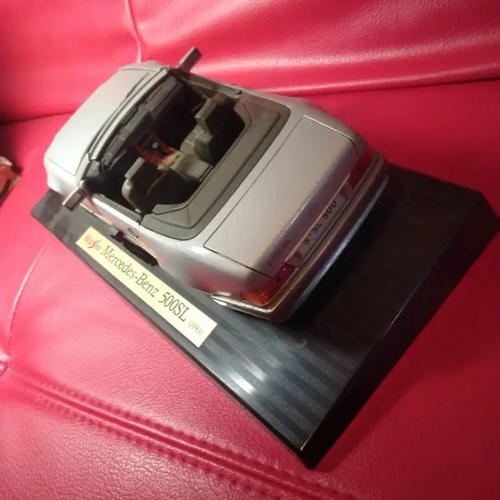 [SOLD OUT] 1/18 빈티지 마이스토 벤츠 500SL (1989) 다이캐스트