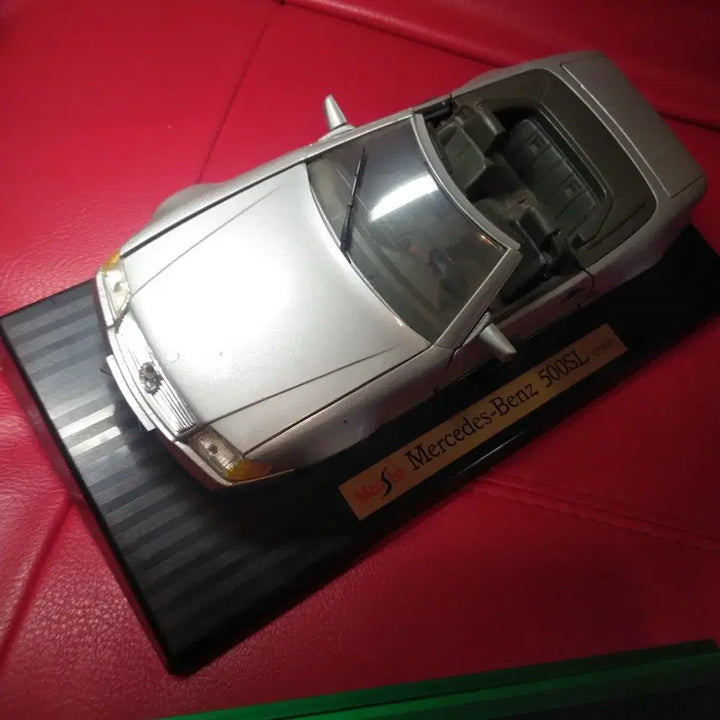 [SOLD OUT] 1/18 빈티지 마이스토 벤츠 500SL (1989) 다이캐스트