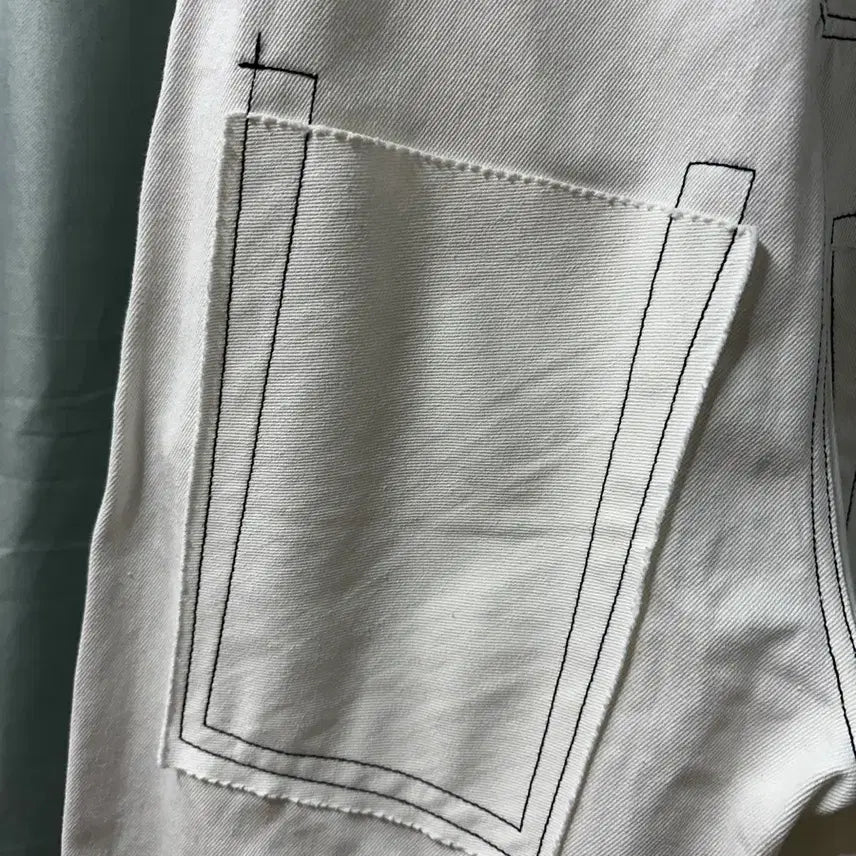 [BUNJANG] Typing Mistake White Denim Pants / typing mistake 화이트 데님 팬츠 L사이즈