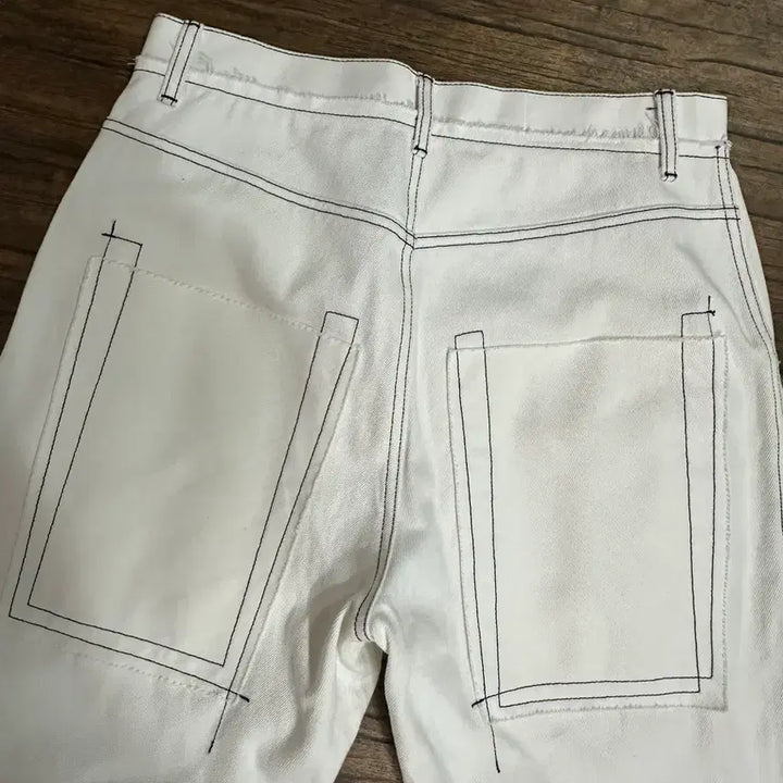 [BUNJANG] Typing Mistake White Denim Pants / typing mistake 화이트 데님 팬츠 L사이즈