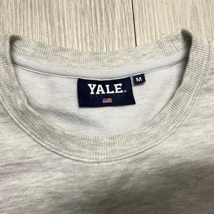[BUNJANG] Yale MTM Light Gray Sweatshirt / YALE 예일 맨투맨 티셔츠