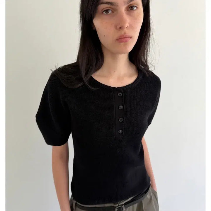 [BUNJANG] Low Classic Puff Sleeve Henry Neck Knit Top (Black, M) / 로우클래식 - 퍼프 슬리브 헨리넥 니트 탑 (블랙 M)