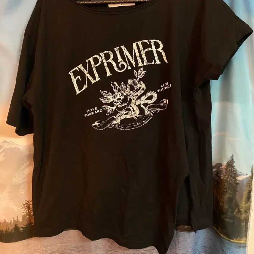 [BUNJANG] 8 Seconds Half Off-Shoulder T-shirt / 에잇세컨즈 하프 오프숄더 반팔티