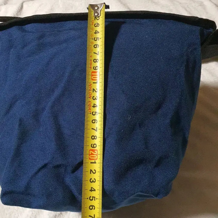 [BUNJANG] Manhattan Portage Geometric Pattern Messenger Bag / 맨하탄포티지 기하학 패턴 메신져백 MANHATTAN PORTAGE