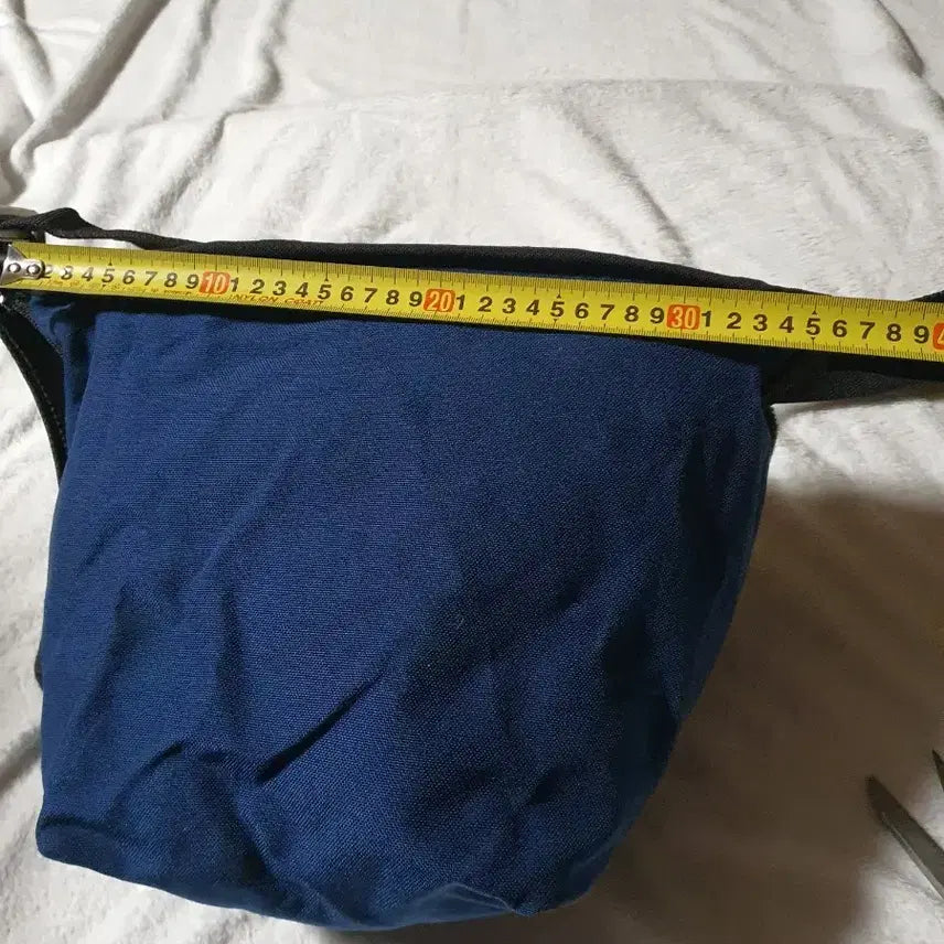 [BUNJANG] Manhattan Portage Geometric Pattern Messenger Bag / 맨하탄포티지 기하학 패턴 메신져백 MANHATTAN PORTAGE