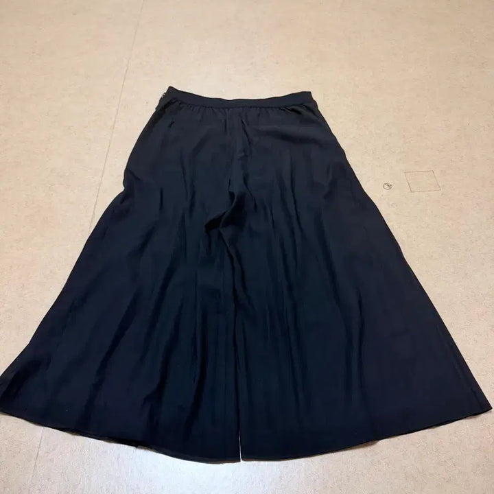 [BUNJANG] Samsung C&amp;T Melissa Pleats Wide Pants (Size 28-29) / 삼성물산 멜리사 정품 28ㅡ29사이즈 플리즈 와이드 바지! 매장가 30만