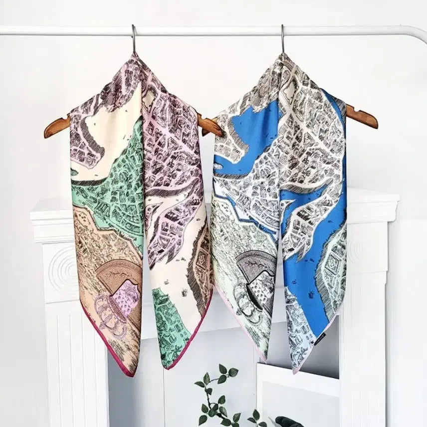 [BUNJANG] Horse Blue Silk Scarf (90cm) / horse 블루 스카프(90cm)