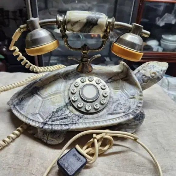 [BUNJANG] Vintage Marble Turtle Sculpture Telephone / 빈티지 수입 대리석 거북이조각 전화기입니다..