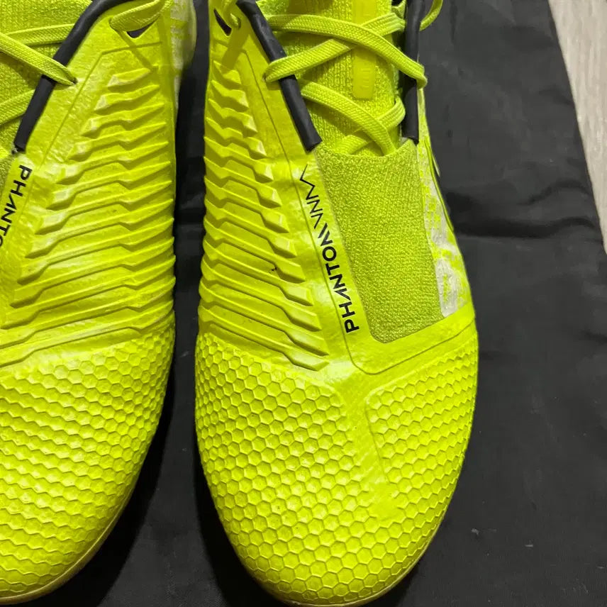[BUNJANG] Nike Phantom Venom Elite FG Soccer Cleats / 나이키 팬텀 베놈 엘리트 FG [250] 축구화
